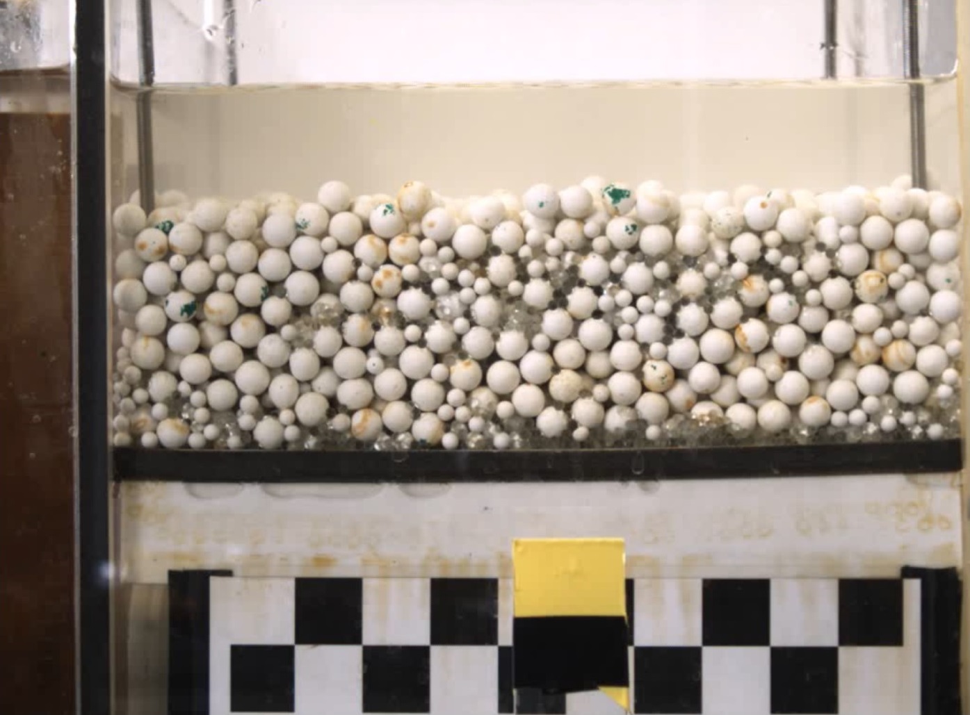 Glass-ceramic separation: mixture at the start Glass-ceramic separation: mixture at the start